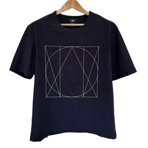 H&M pullover Top. Medium. NWT